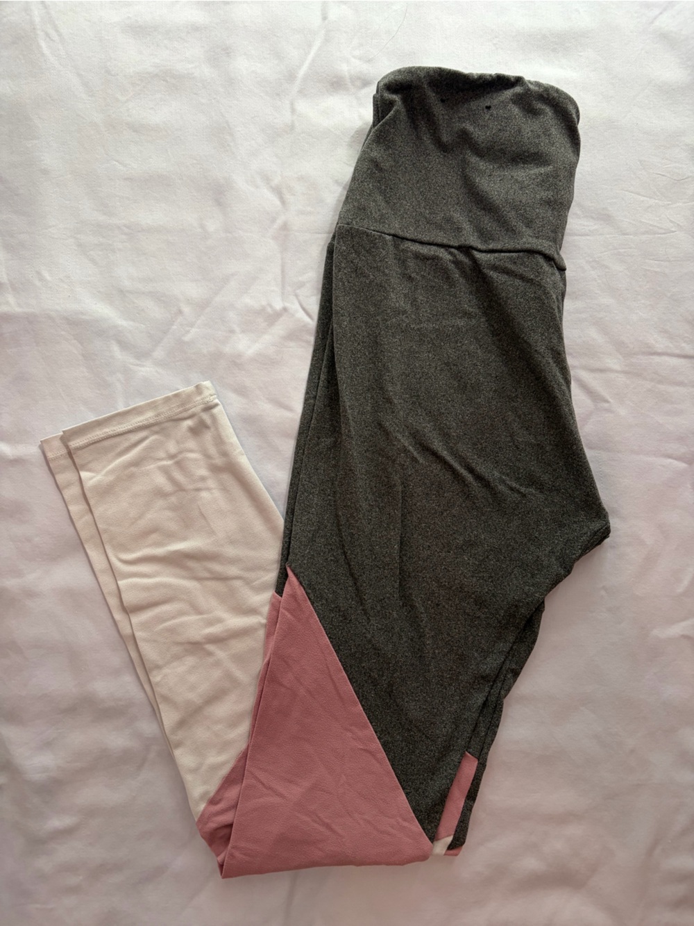 Women's High-Waist Colorblock Leggings in Gray, Pink & Cream